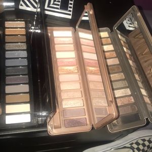 NAKED PALETTES